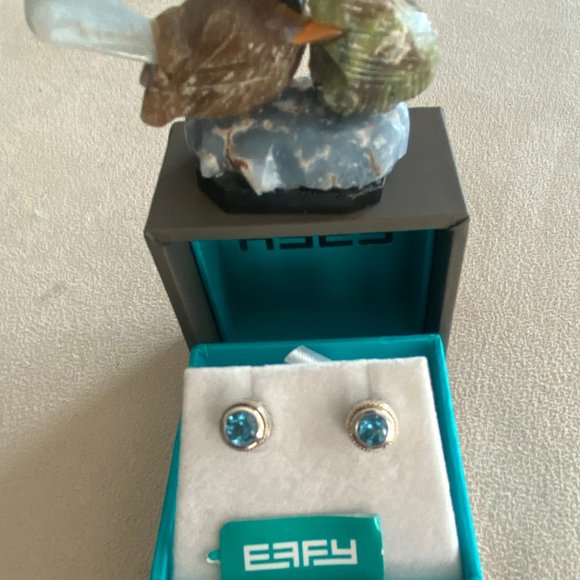 Effy Earrings - Picture 3 of 5